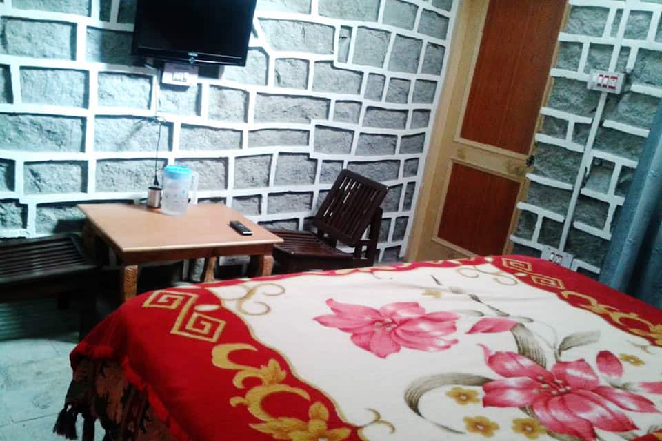 Seraj Home Stay
